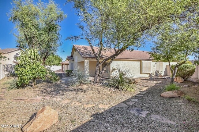 Building Photo - 7720 W Foothill Dr