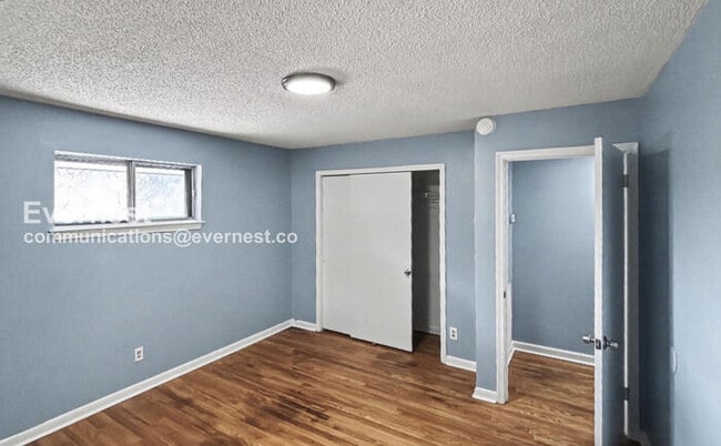 Building Photo - 18 Inglenook Dr