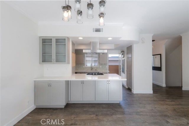 Building Photo - 703 Main St