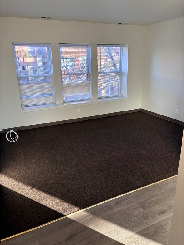 Building Photo - 5647 W Madison St