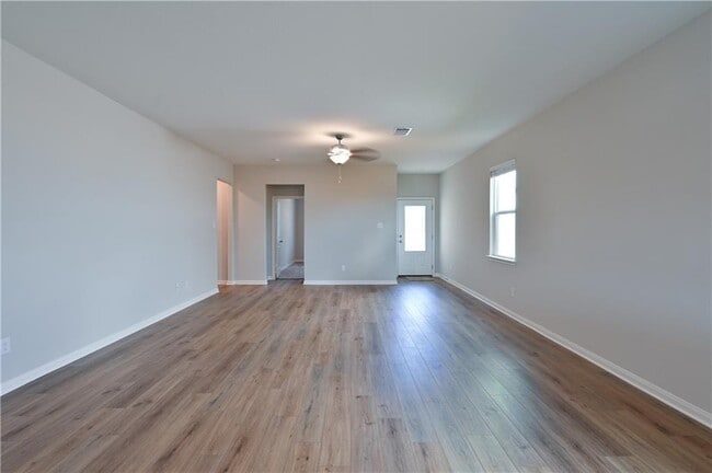 Building Photo - 248 Mount Vernon Way