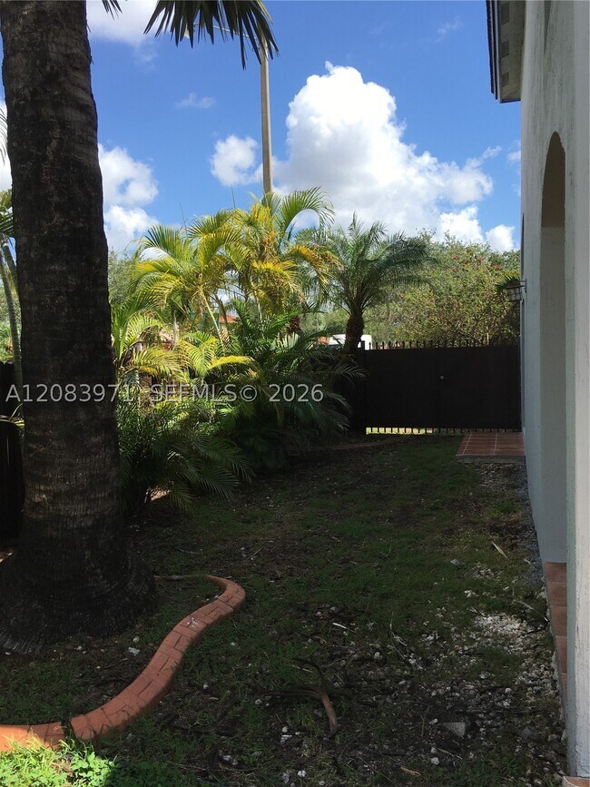 Building Photo - 16180 SW 60th St