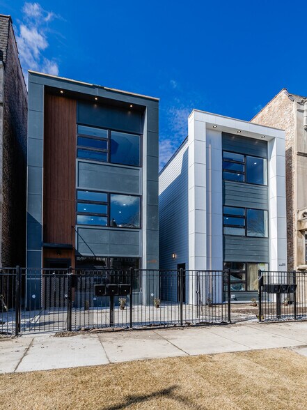 Building Photo - 5534 S Michigan Ave