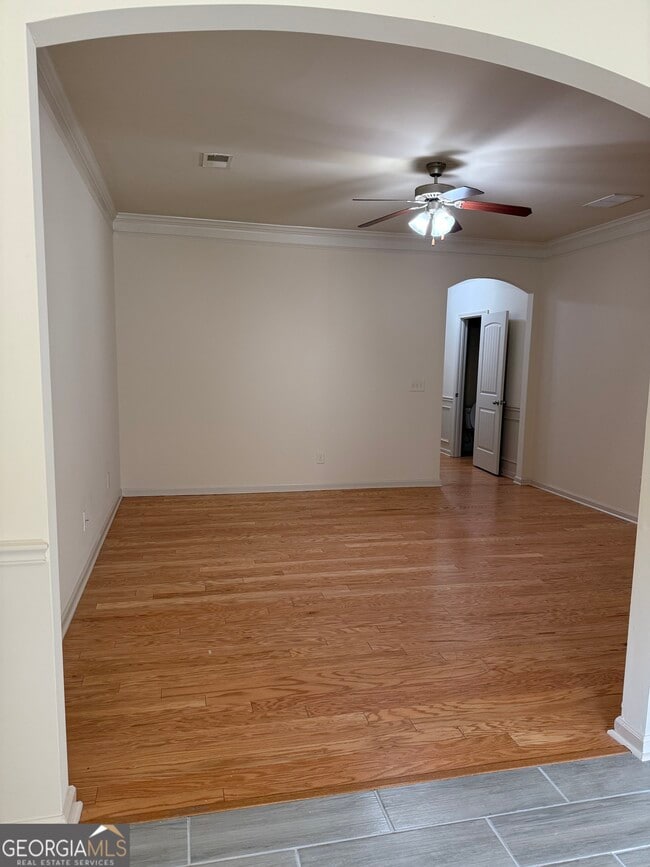 Building Photo - 2733 Knelston Oak Way