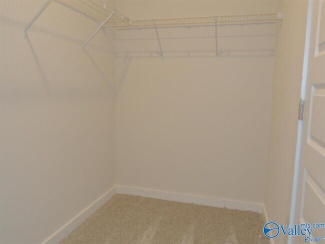 Building Photo - 26256 Beech Grv Ln NW