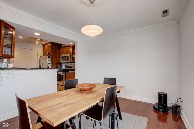 Building Photo - 7648 Harbour Isle