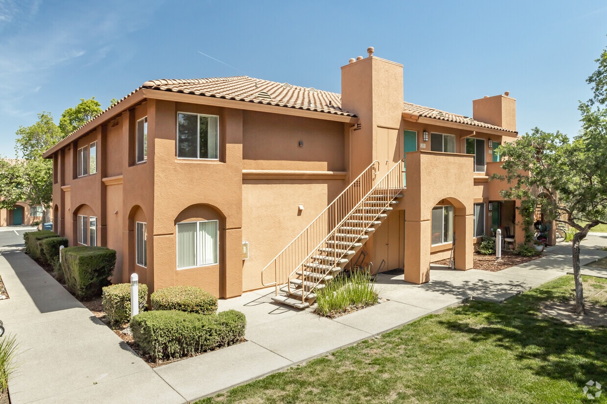 Adobe At Evergreen Davis Ca Apartment Finder
