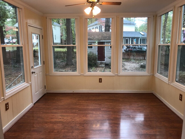 Building Photo - 1146 Somerville Grove Terrace