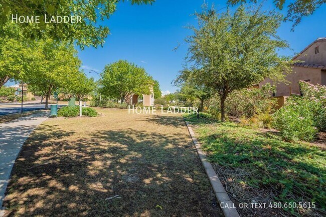 Building Photo - 20741 W Alsap Rd