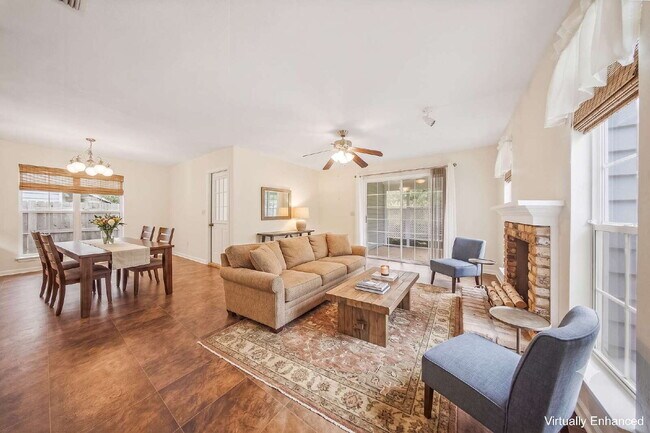 Building Photo - 1402 Sturbridge Pl