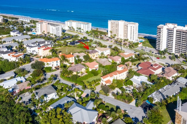 Building Photo - 450 Surfside Ln