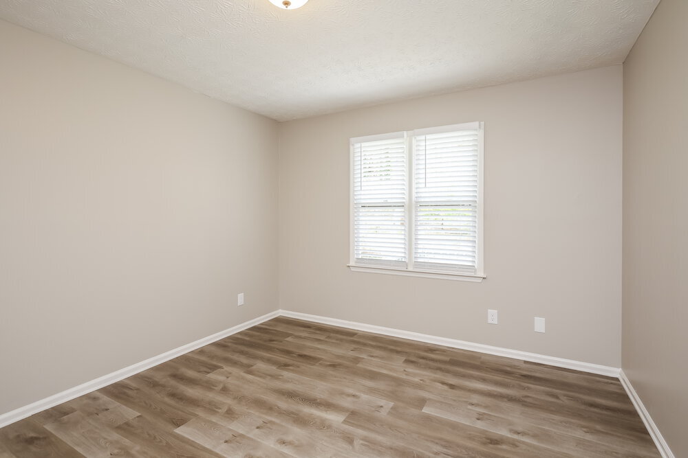 Building Photo - 1218 Raleigh Way NW
