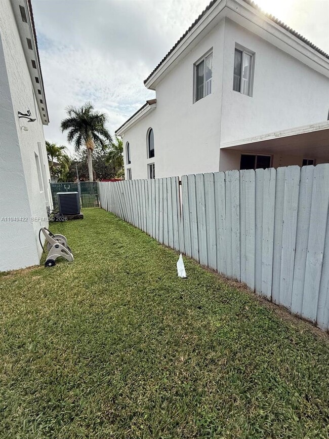 Building Photo - 1598 SW 154th Path