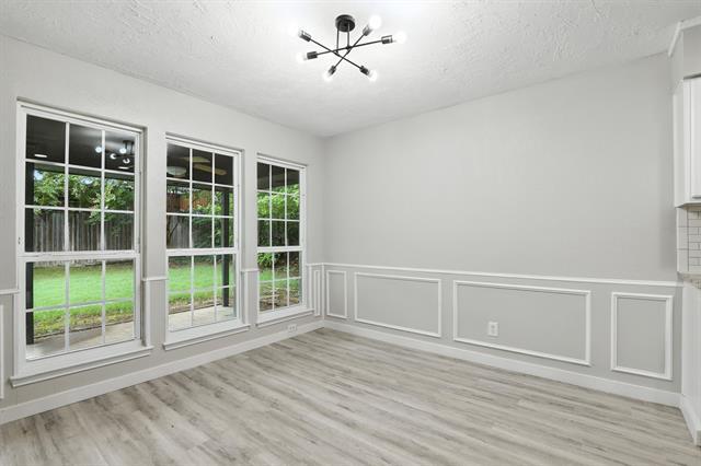 Building Photo - 2946 Ridgewood Dr