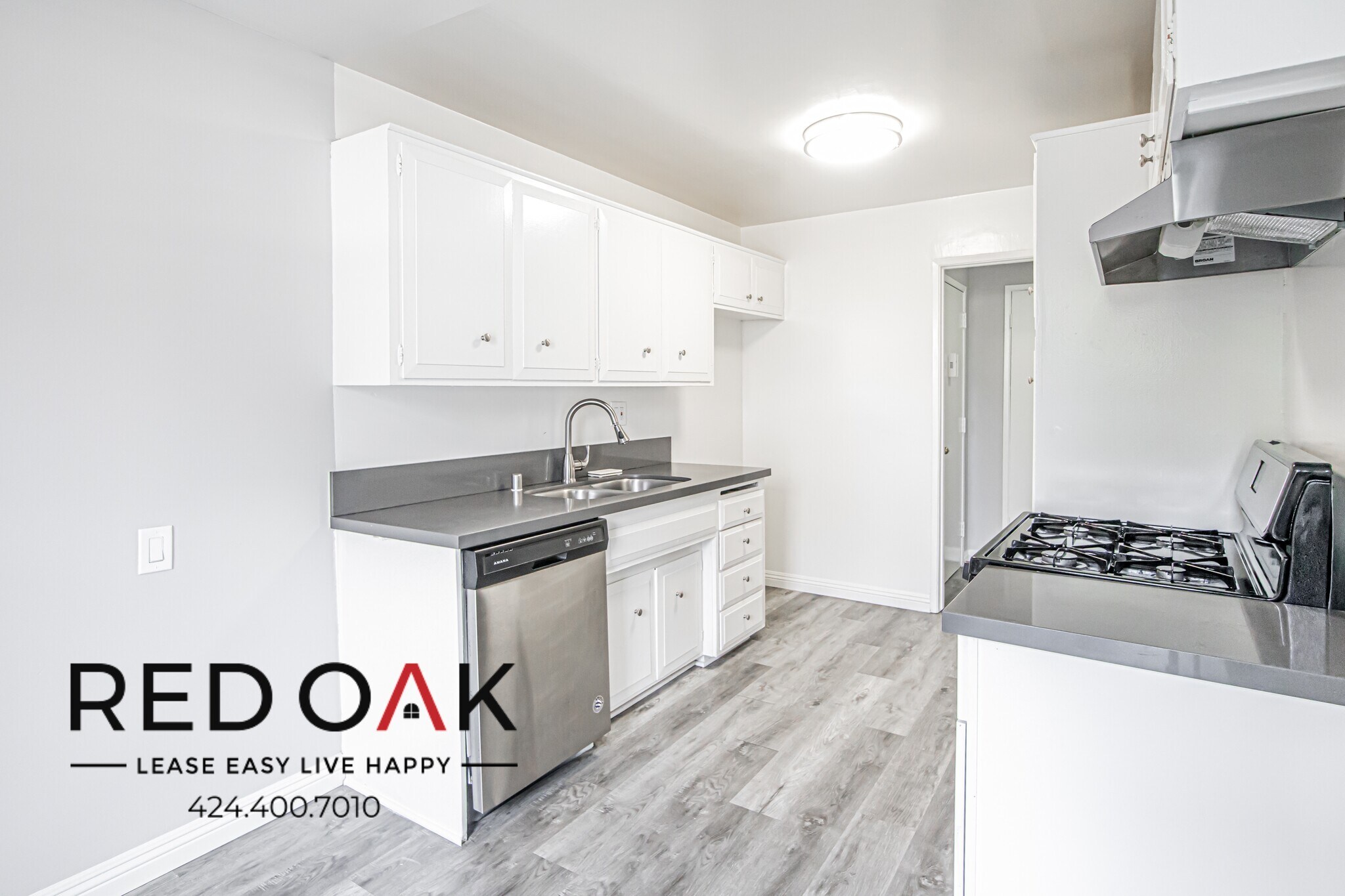 Building Photo - 4433 Colbath Ave