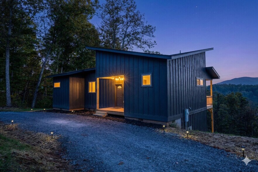 Building Photo - 377 Jake's Lndg Wy