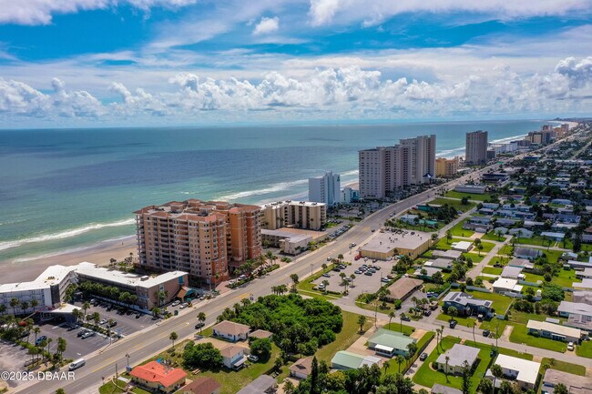 Building Photo - 3245 S Atlantic Ave