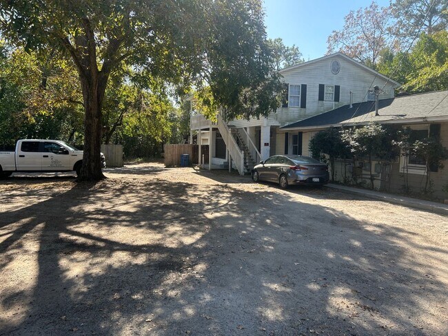 Building Photo - 1019 Monticello St