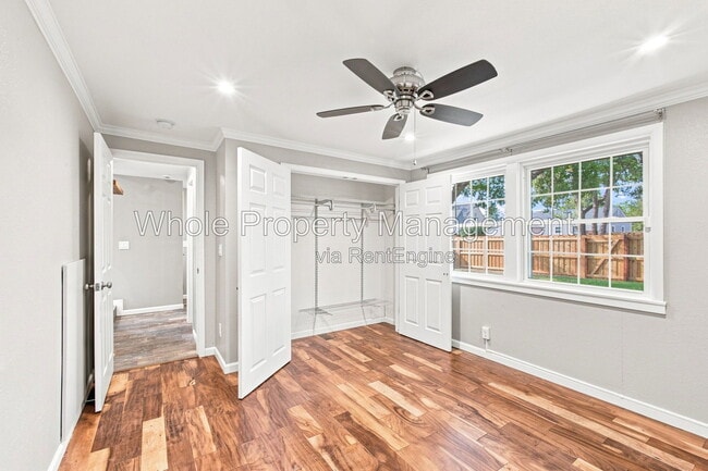 Building Photo - 1770 W Beekman Pl