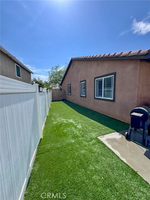 Building Photo - 31839 Taton Ct