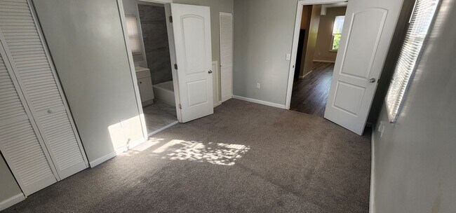 Building Photo - Renovated single-family home