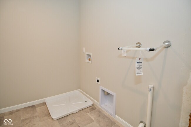 Building Photo - 9732 Evening Sky Way