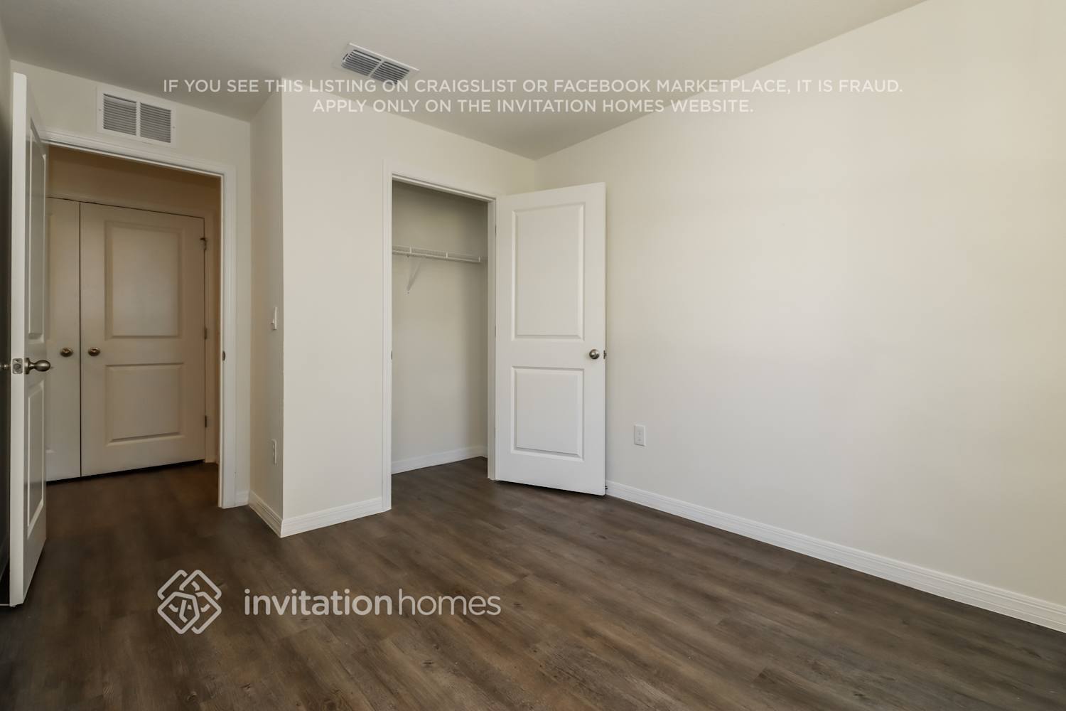 Building Photo - 3649 Fulton Ferry Ln
