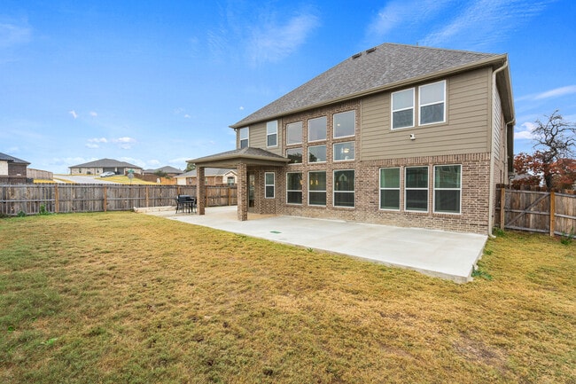 Building Photo - 7601 Silver Dr