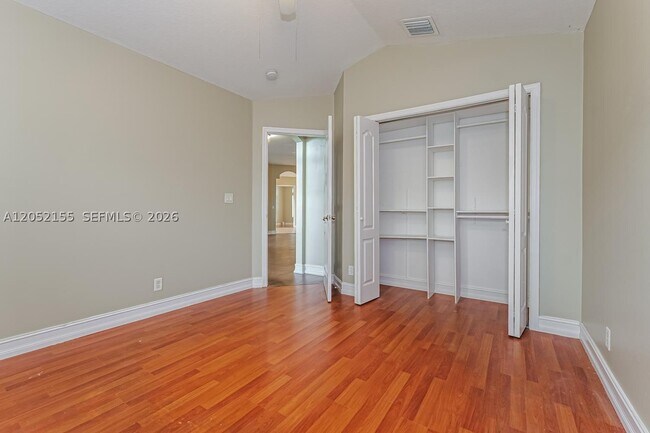Building Photo - 101 Jacaranda Ct