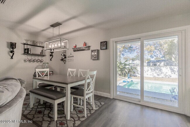 Building Photo - 14443 Stacey Rd