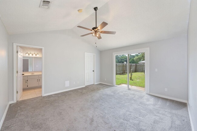 Building Photo - 6507 Flagler Dr