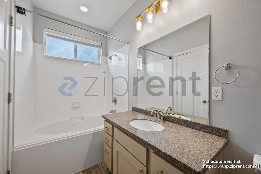 Building Photo - 13038 S Muzzle Loader Dr