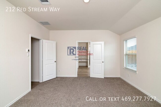 Building Photo - 212 Red Strm Wy