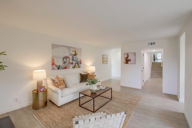 Building Photo - 1059 Arbor Ln