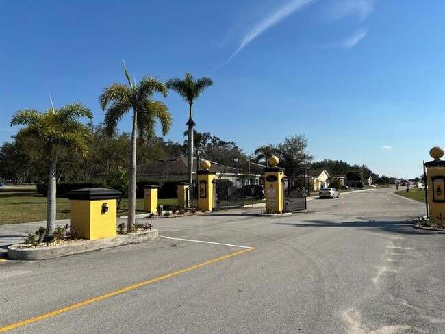 Building Photo - 1460 Las Villas Blvd