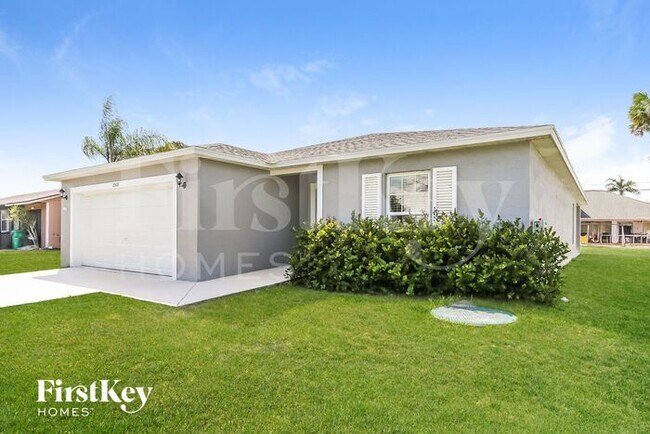 Building Photo - 2568 SW Deckard St