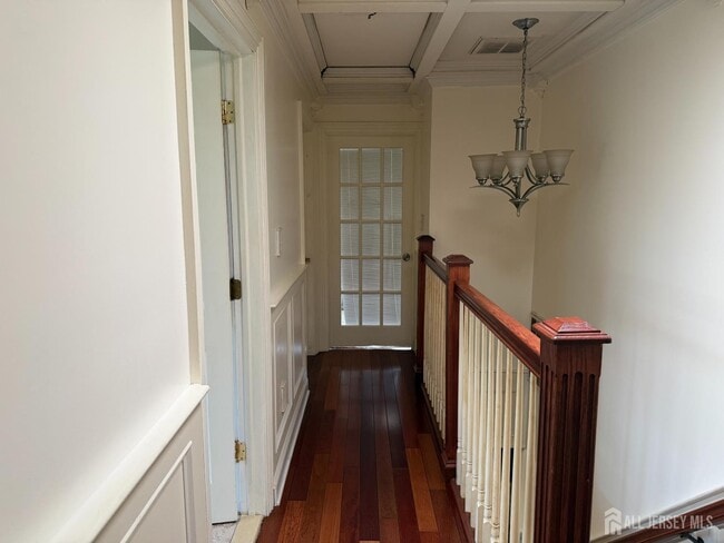 Building Photo - 118 Swarthmore Terrace