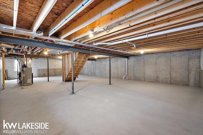 Building Photo - 34450 Maple Ln Dr