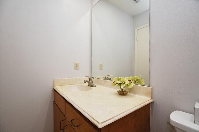 Building Photo - 7718 Moondance Ln