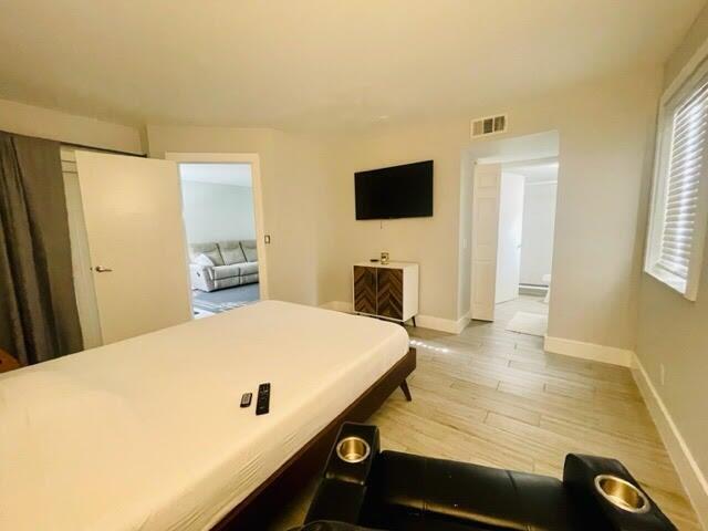 Building Photo - 5571 Courtyard Dr