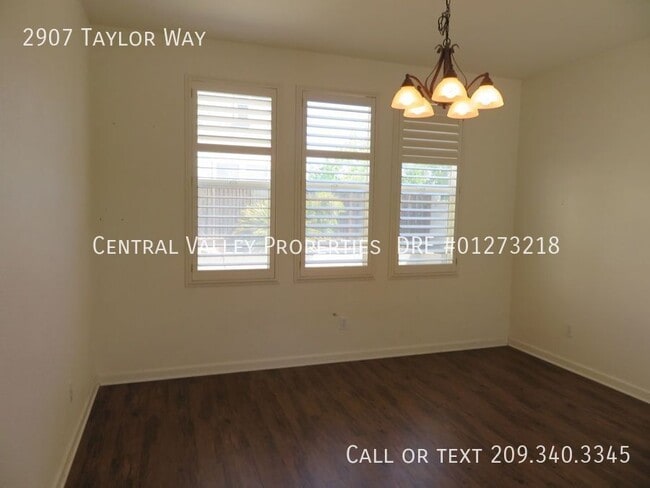 Building Photo - 2907 Taylor Way