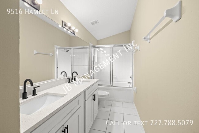 Building Photo - 9516 Hamlet Ln