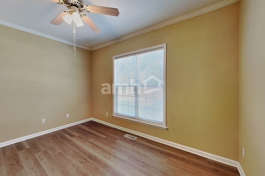 Building Photo - 244 Sarazen Dr