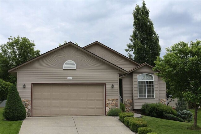 Primary Photo - Beautiful home in gated private community
