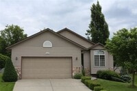 Building Photo - Beautiful home in gated private community