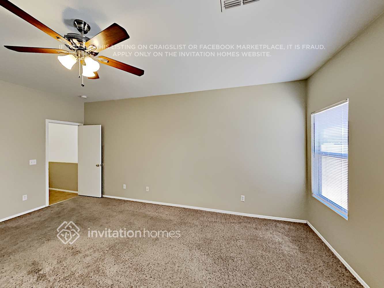 Building Photo - 2352 E Hazeltine Way