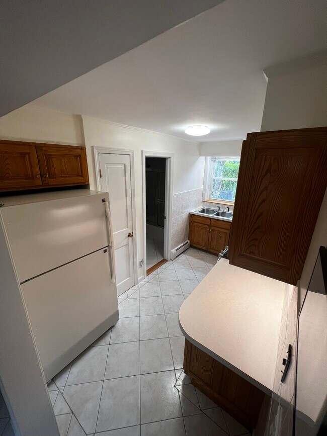 Kitchen - 675 Central St