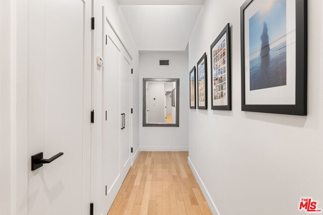 Building Photo - 3355 Alana Dr