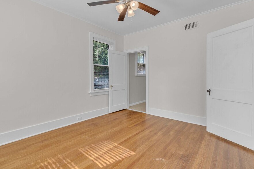 Building Photo - 524 Haynes St