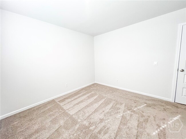Building Photo - 388 Coconut Dr